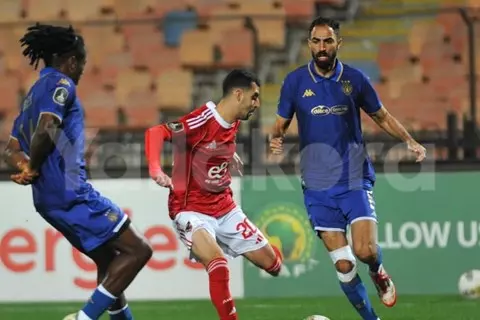 عدم استغلال العرضيات وفعالية كارثية.. أرقام سلبية بعد سقوط الأهلي أمام الترجي